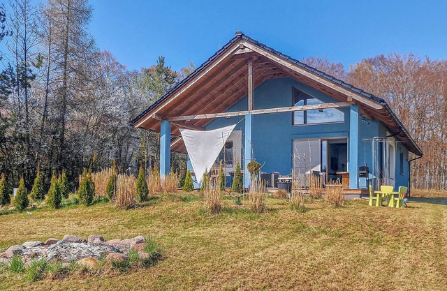 4 bedroom nice home in Mikorowo