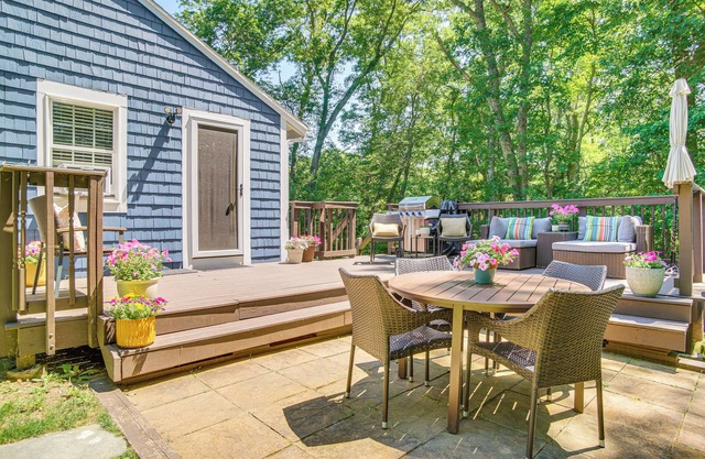 4 Mi to Bristol Beach: Cottage w/Pond & Deck