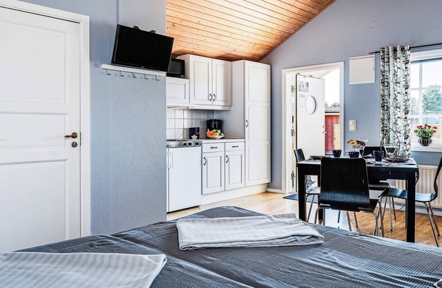 4 person holiday home in LÖTTORP