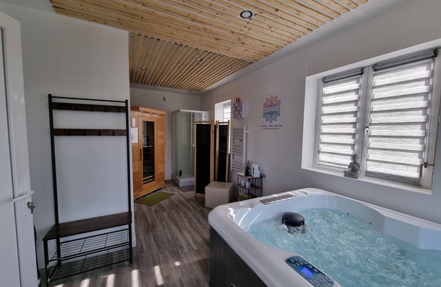 4-person nature apartment with spa and indoor sauna