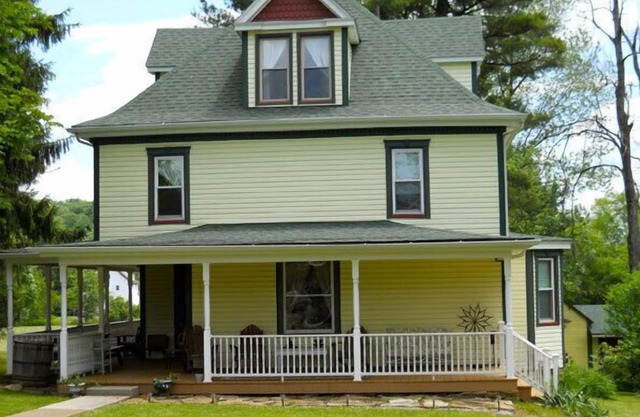 4 season enjoyment on sprawling 70 acre estate including PRIVATE pool!
