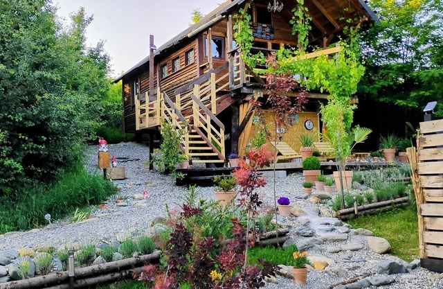 479 Tiny Home, Domeniul von Agodt with beautiful mountain view