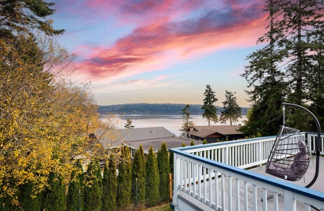 4b2b Unit @Whidbey Island | Panoramic Water View