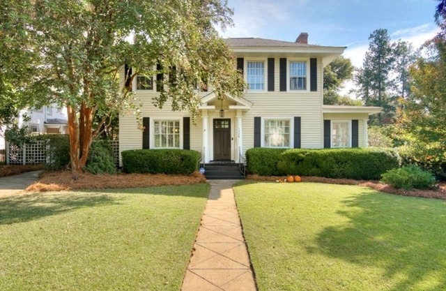 4BR/3BA Home for Masters in Historic District