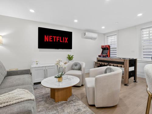 4BR 3Bath Game Room Harvard MIT Apt
