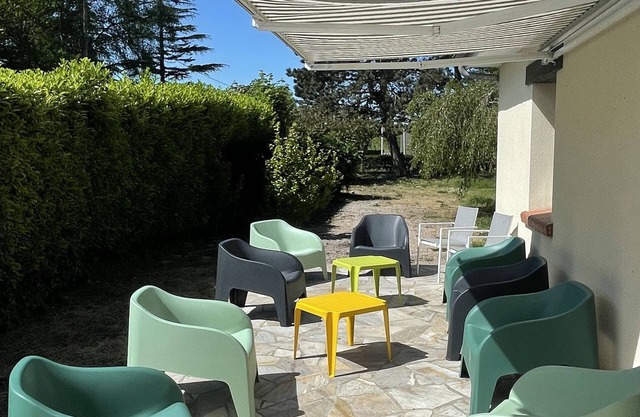 4mn from the sea and Cabourg 16p. gîte with fireplace, ping pong table, swing