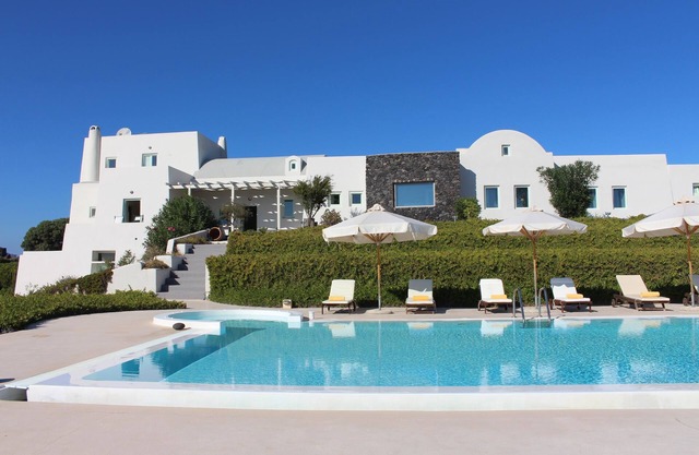 5 bedroom Luxury peaceful Villa with pool and amazing sea views