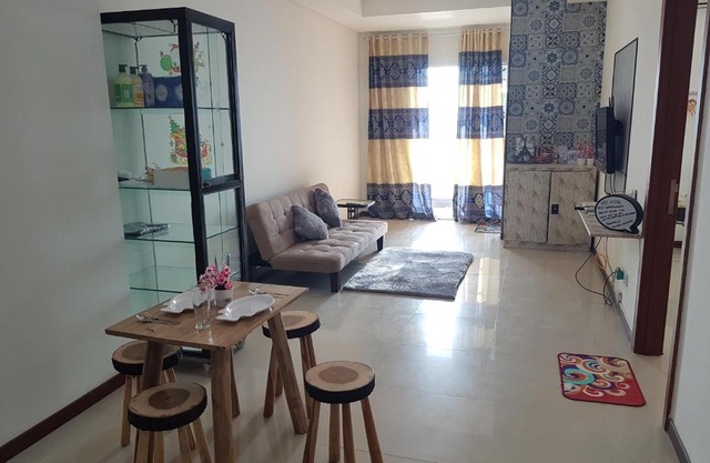 5 Beds 2 Bedroom Floor 20, Sea View, Fast Internet