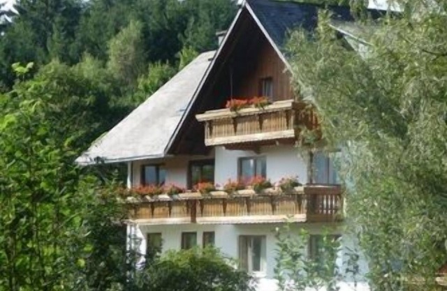 5. Ferienwohnung "Karlstein", 2 Schlafzimmer für max. 4 Personen