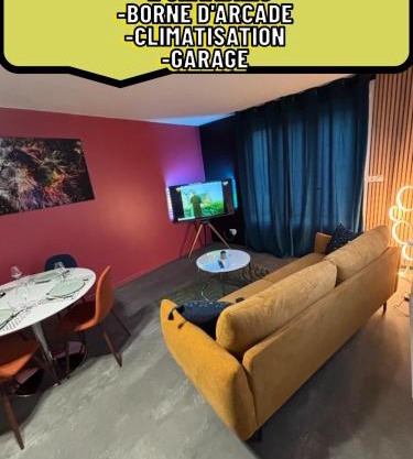 5 min Moulins Duplex -Clim -wifi -borne d arcade -garage 25 min LE PAL