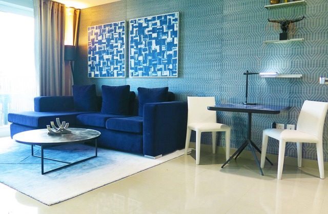 5 mins to Southwark tube station, luxury flat with superb viewing