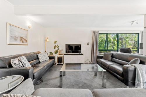 5 Minutes Walk to Matakana Village