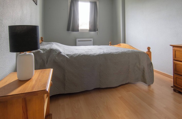 5 Mn from the village of Fronton Apartment in a secure residence