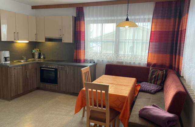 5-person apartment, home no. 3 - Guesthouse Glaagut - Family Hain