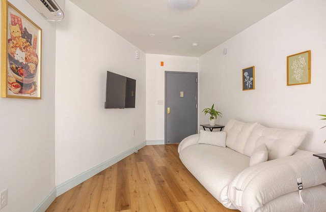 5. Prime 1BR: Fishtown, near Subway & Center City!