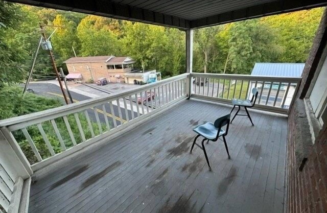 5-Private Apartment w/Balcony .6mi to High St/Bus