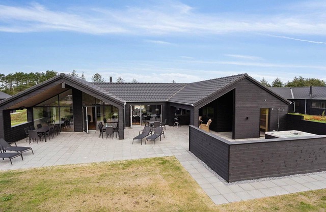 5 star holiday home in Rømø