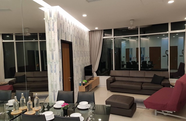 "5 STAR & LUXURY 2 Bedrooms" in KLCC/KL CityCentre