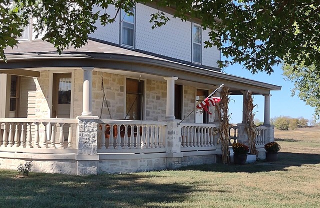 5 Star Style and Review, Historical Sears Catalog home with LOTS of room