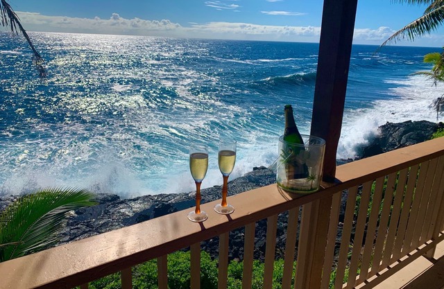 50' from the ocean, full ocean views from bedrooms & lanai