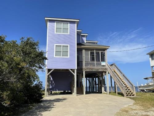 50088 Utopia Lane Home