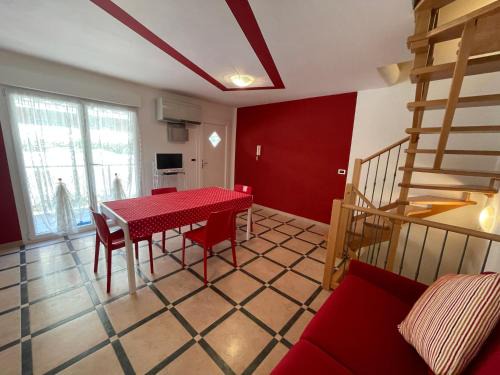 50m from beach&sea