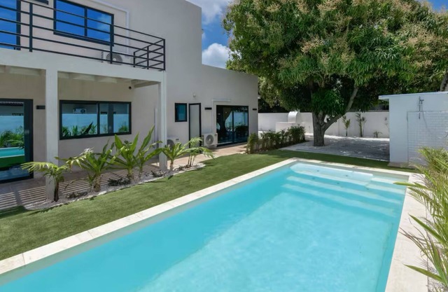 50m2 brand-new private studio Oranjestad + pool! - Arubaislanderresidence.com