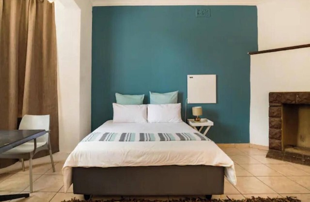 54 Brecher Deluxe Double Room with Shower #1