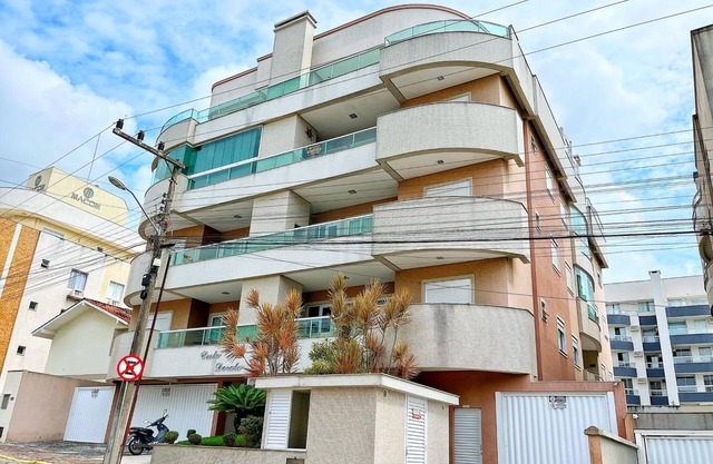 575- 70 METERS FROM THE SEA 3 BEDROOMS 8 PEOPLE