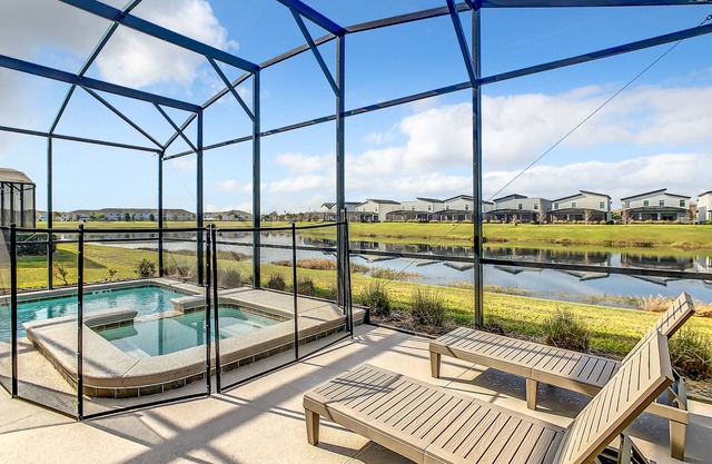 🏝️ 5BR/5BA Home w/Private Pool & Spa, Themed Kids’ Rooms & Resort Fun | Storey Lake Near Disney