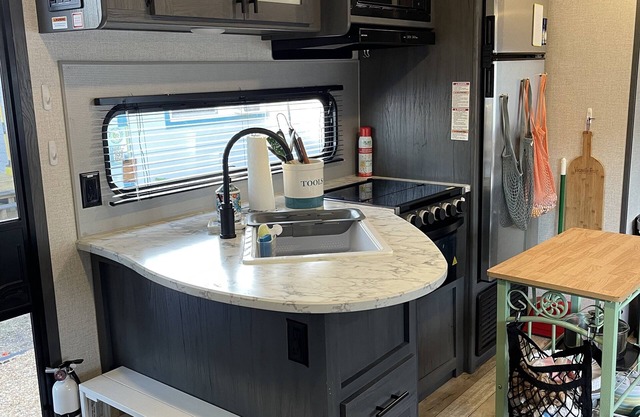 *5min to KSC*10min to Cruise Ships*15min to Cocoa Beach*