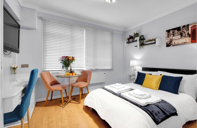 5mins to Buckingham Palace/Studio Stay