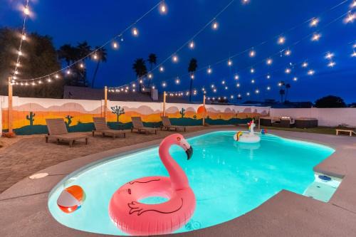 6 Br Paradise Heated Pool Arcade Room Pool Table
