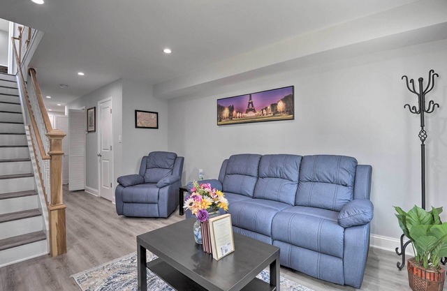 6 Mi to Ivy City: Guesthouse w/Fire Pit in DC!