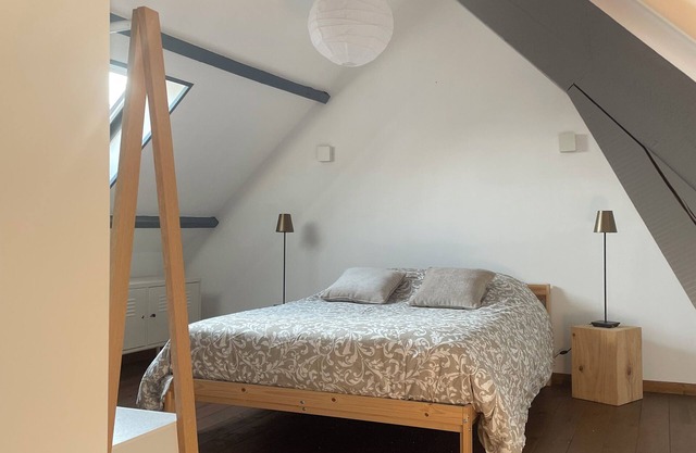 6-person, 3-bedroom apartment in Mont Saint Eloi