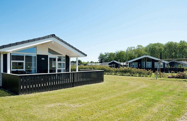 6 person holiday home in Juelsminde-By Traum