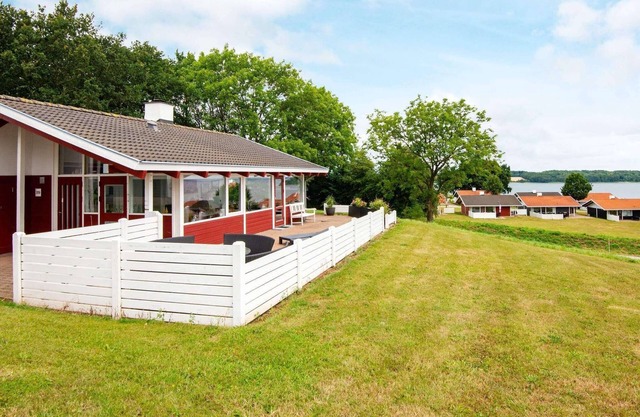 6 person holiday home in Aabenraa-By Traum