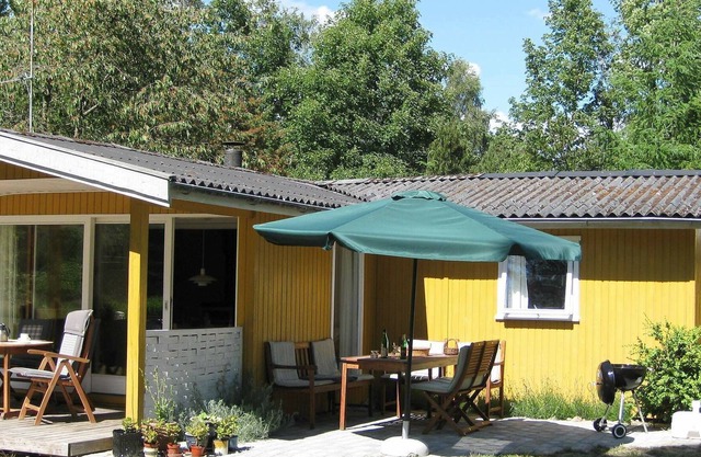 6 person holiday home in Dannemare