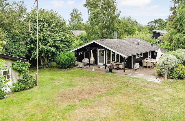 6 person holiday home in Idestrup-By Traum