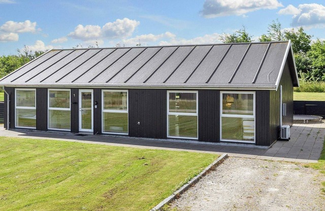 6 person holiday home in Løkken
