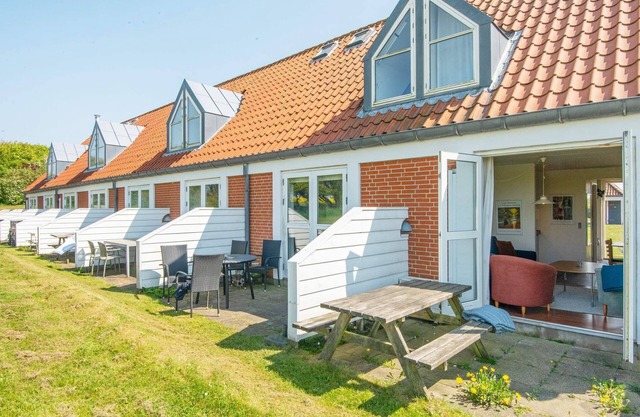 6 person holiday home in Lemvig-By Traum