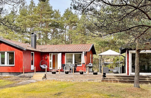 6 person holiday home in YNGSJÖ