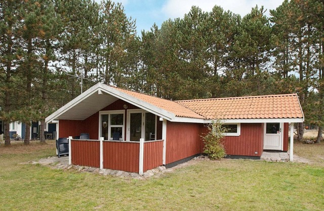 6 person holiday home in Rødby