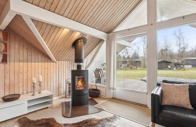 6 person holiday home in Rødby