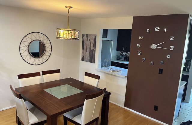 6. Phenomenal 2-bedroom 2-bath Apartment City Center