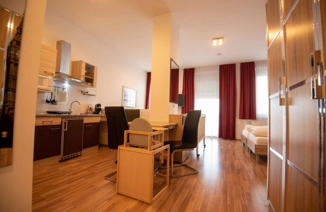 6 quiet appartements with kitchenette, aircondition and WiFi