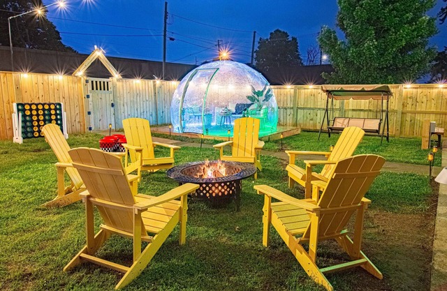 6000SF~Sleeps24~Louisville~Views~LawnOasis~HotTub~Dome~Firepit~Pet~Lux Amenities