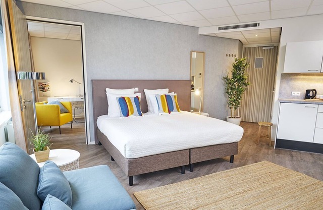60m2 Two Room Apartment | Near Amsterdam & Schiphol