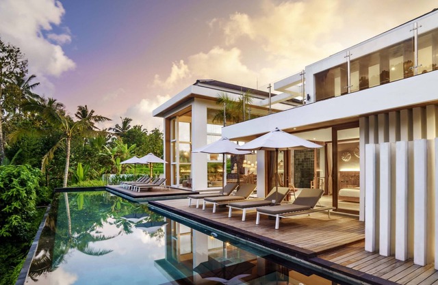 6BR Hidden Gem with Lush Jungle View