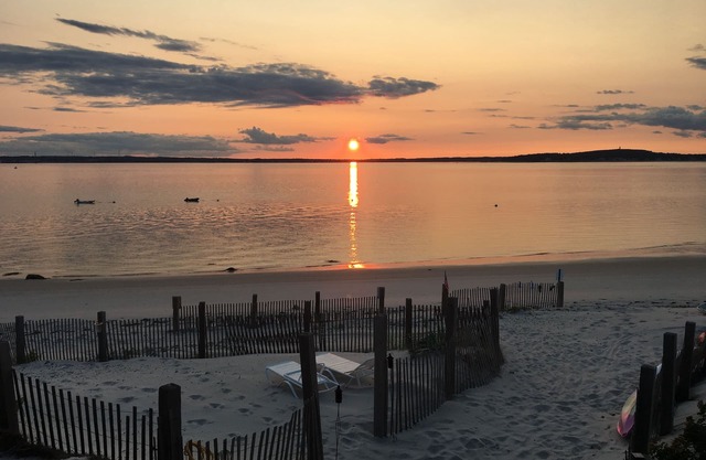 7 Bed - Private Beach - Ocean Front w/Boat Moorings - Fully Remodeled